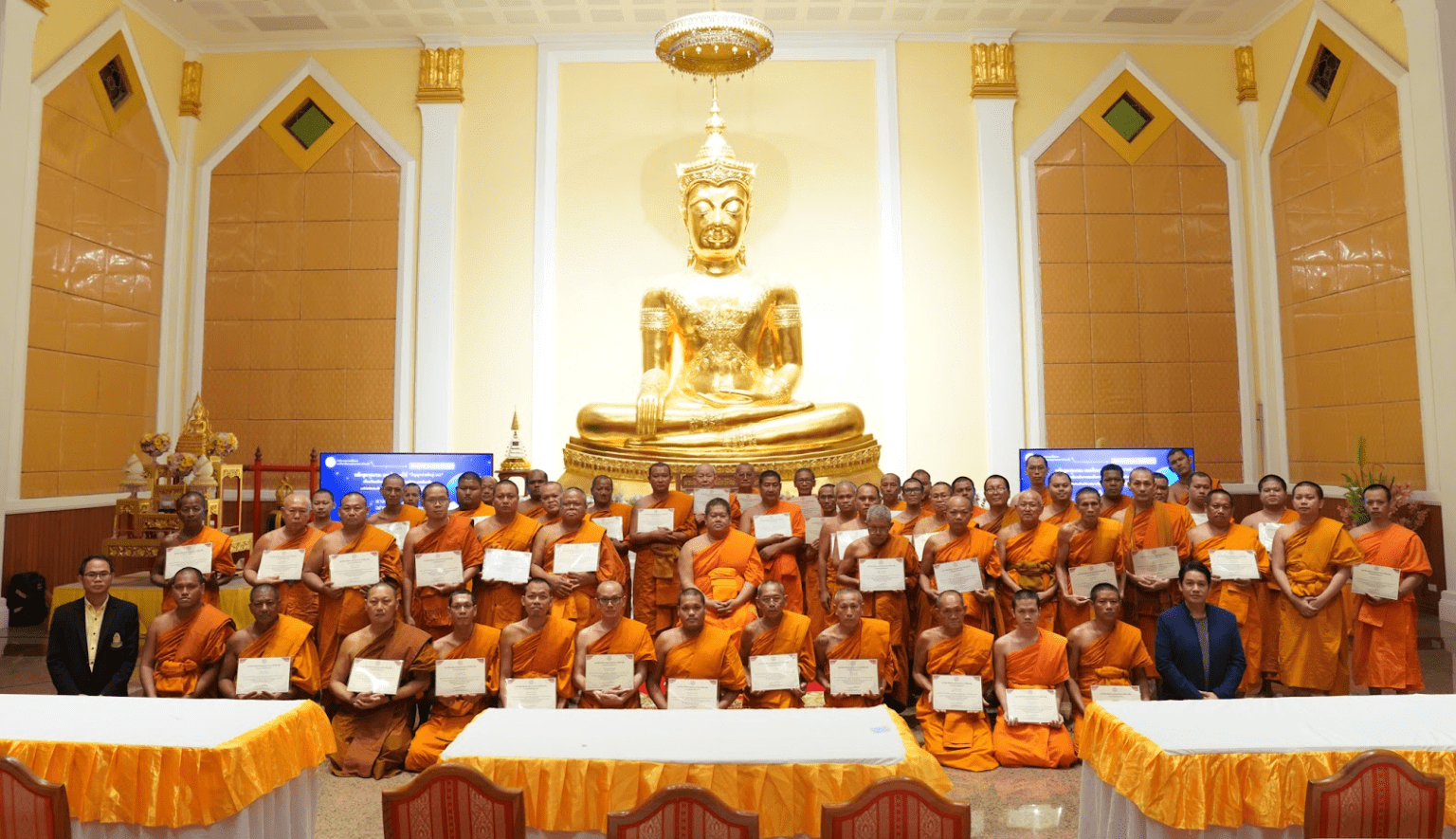 พระสอนศีลธรรมอบรมการใช้ AI ณ อยุธยา